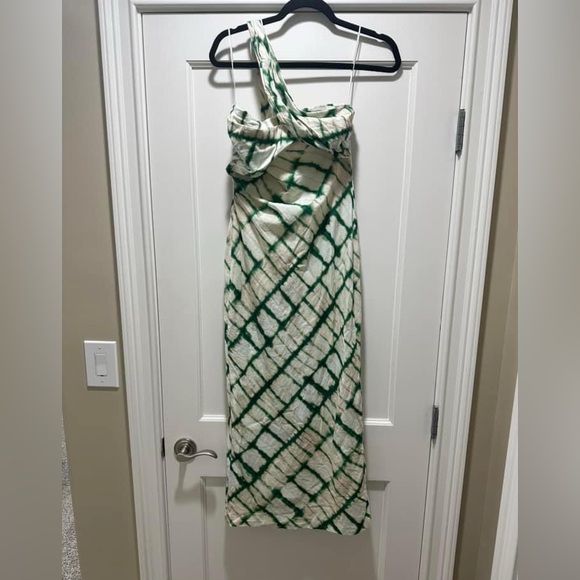 Zara size small one shoulder green dress vacation beach midi - Picture 2 of 3
